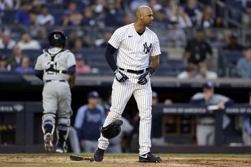 Yankees cut Aaron Hicks after veteran outfielder's eight years in New York  