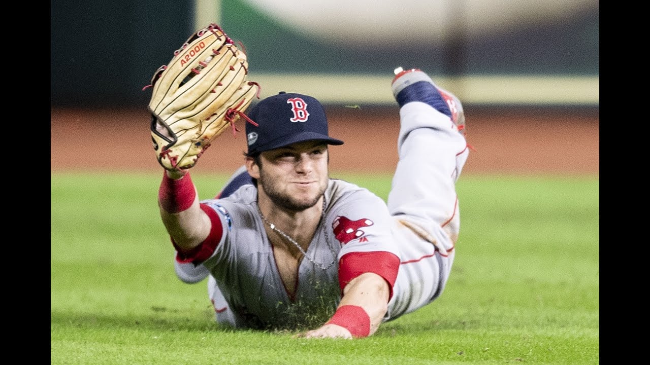 Sources - Andrew Benintendi agrees to 5-year, $75M deal with White