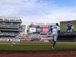 Yankees captain Aaron Judge running at Yankee Stadium