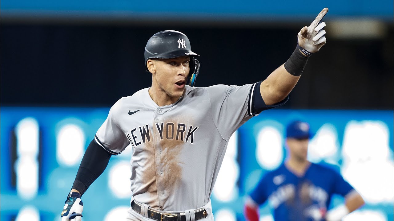 Aaron Judge Becomes Yanks Captain, With Derek Jeter At Side
