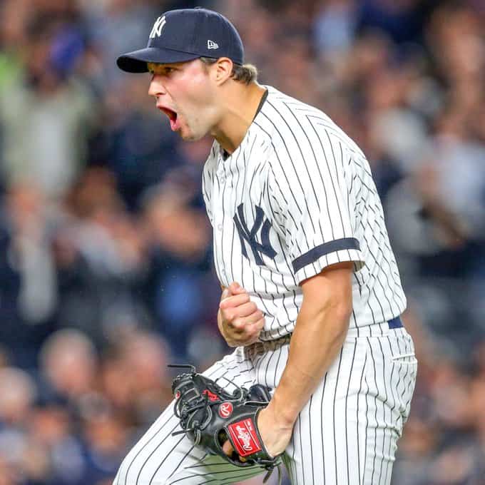 Why Yankees keep passing on Ron Marinaccio recall 