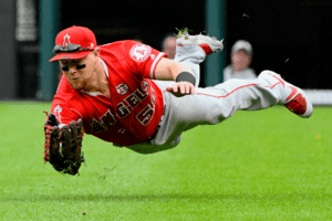 Kole Calhoun wins a Gold Glove in 2015 for his defensive displays for the Los Angeles Angels.
