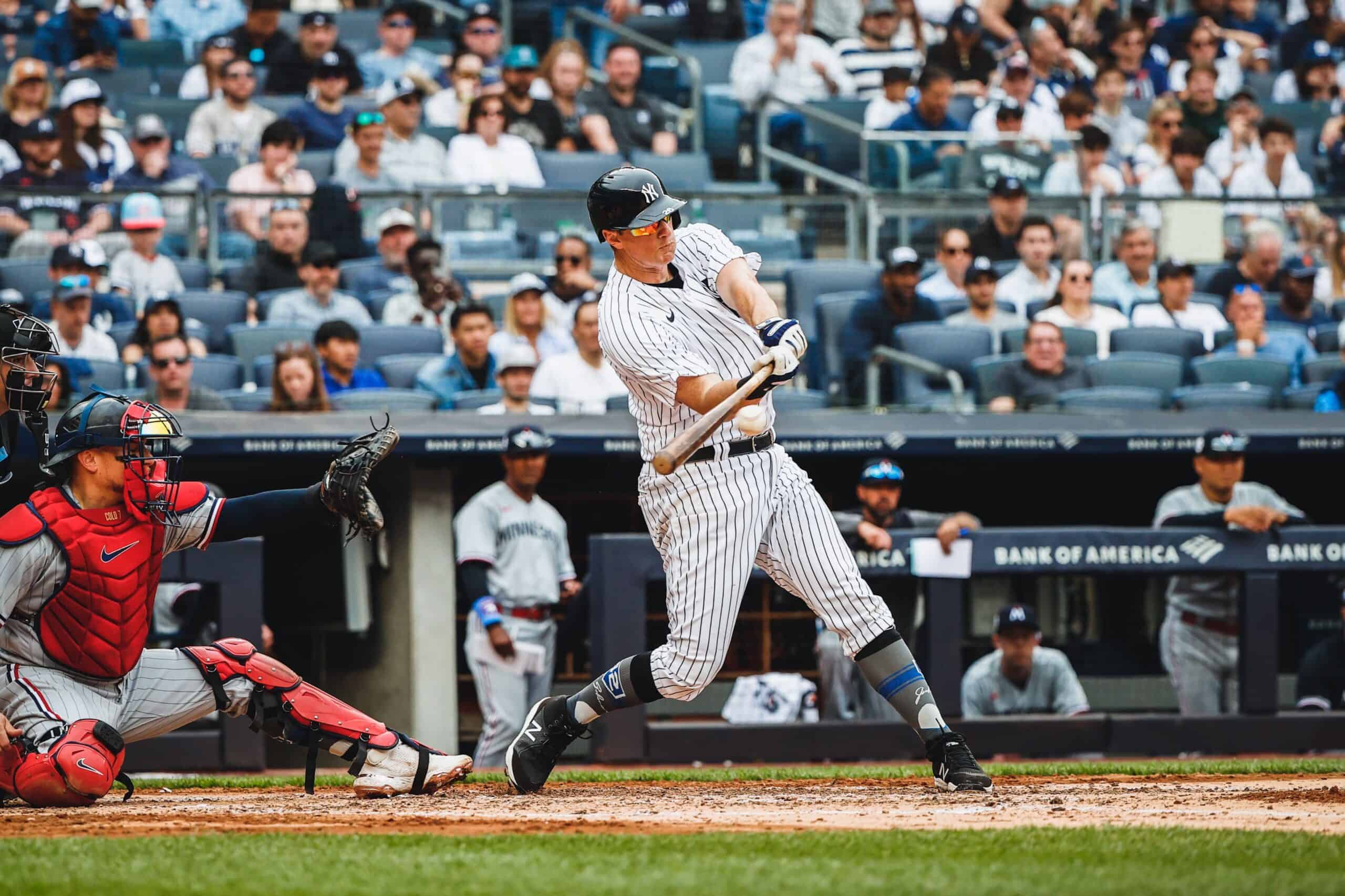 Twins beat Yankees 6-1