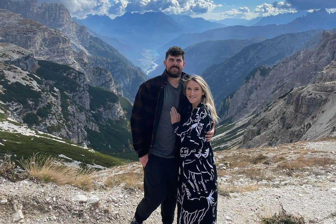 Carlos Rodon con su esposa Ashley