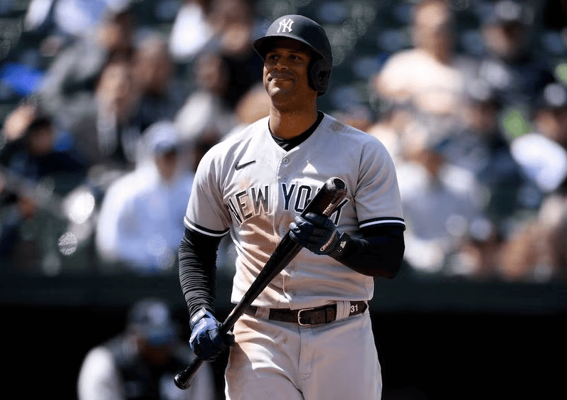 Aaron Hicks' future with Yankees becoming murkier by the day