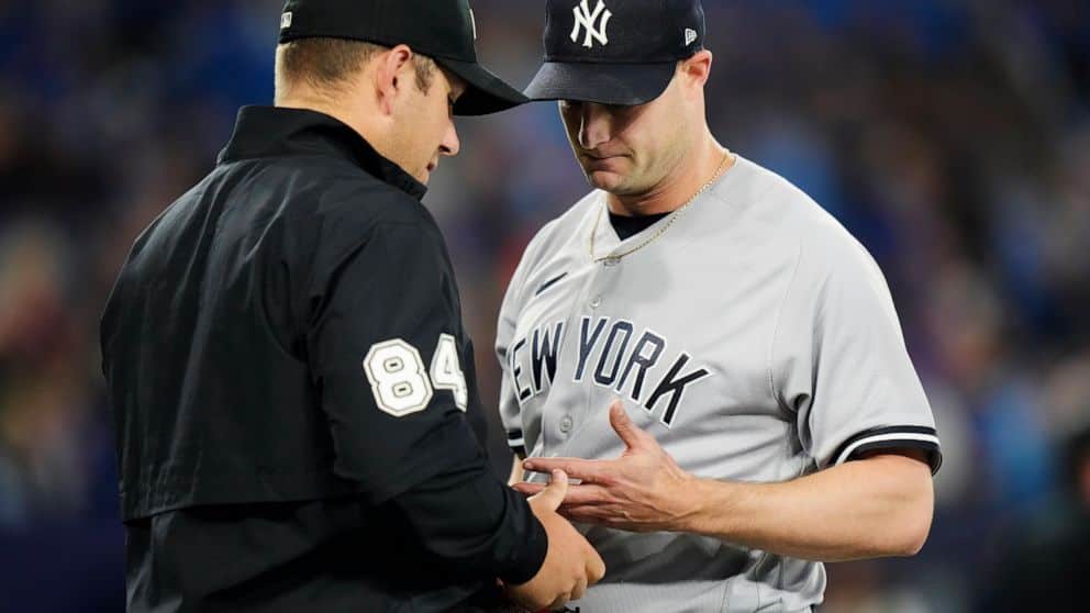 3 Yankees position battles that could result in trades before 2022 season