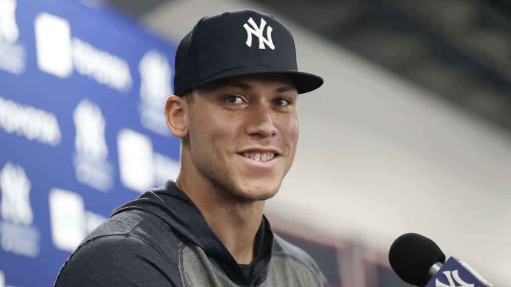 Yankees' Aaron Judge faces live pitching in injury rehab step