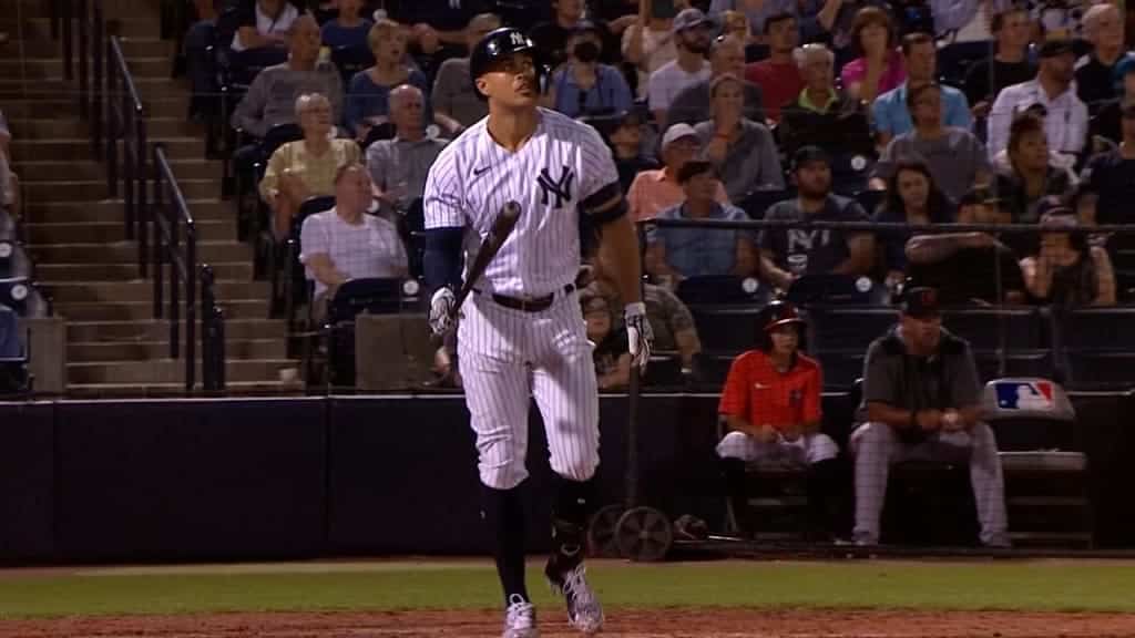 Giancarlo Stanton smashes a line-drive two-run home run to right field, bringing the Yankees' lead to 6-0 in the bottom of the 5th