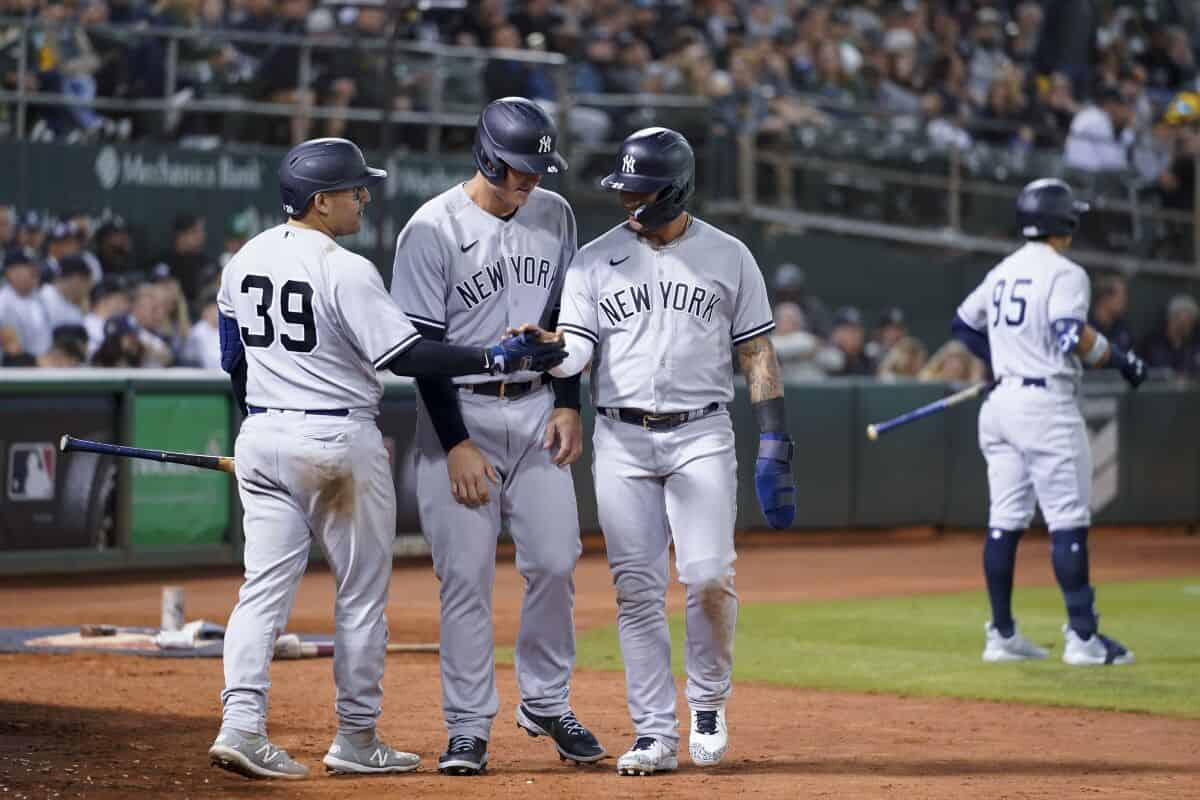 Yankees' Anthony Rizzo Dealing With Injury