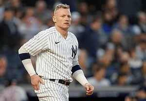 New York Yankees third baseman Josh Donaldson left Wednesday's game against the Philadelphia Phillies with a hamstring injury.