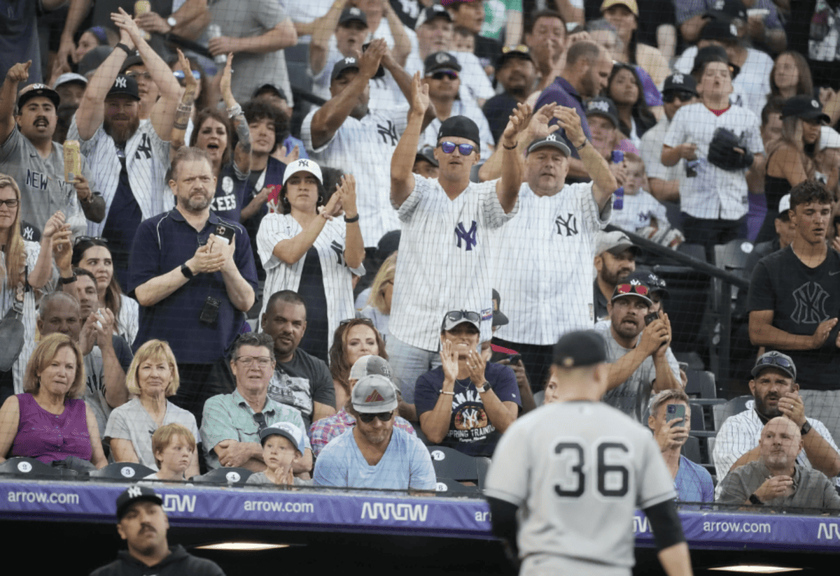 Se han lanzado las camisetas - Fanaticos New York Yankees