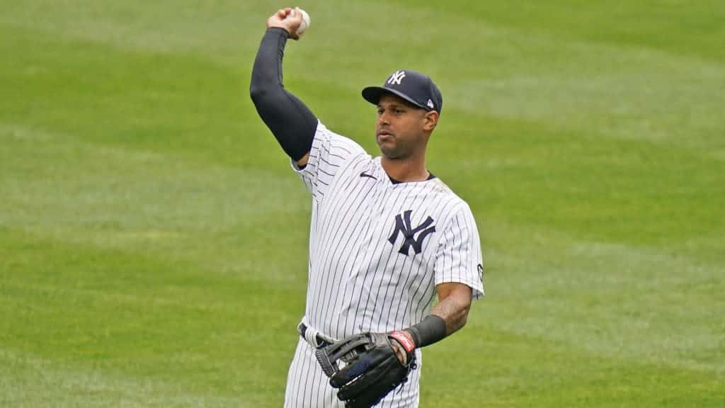 Los aficionados de los Yankees abuchean a Aaron Hicks en su regreso al Bronx