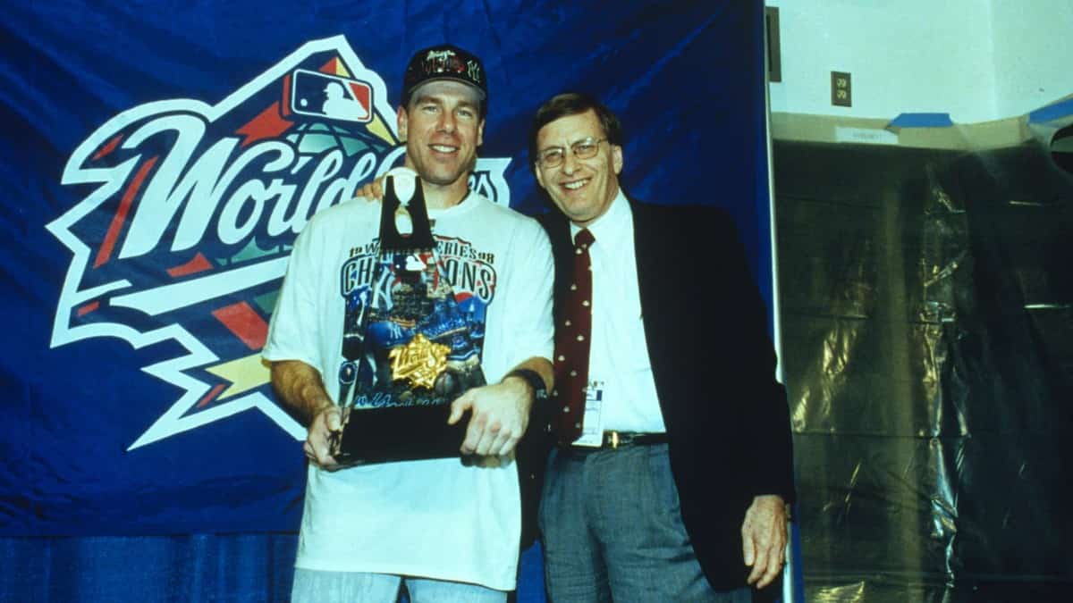 Scott Brosius es el MVP de las Series Mundiales de 1998 ganadas por los New York Yankees.