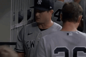 Yankees starter Gerrit Coles looks frustrated after his bad outing vs. the White Sox in Chicago on August 7, 2023.