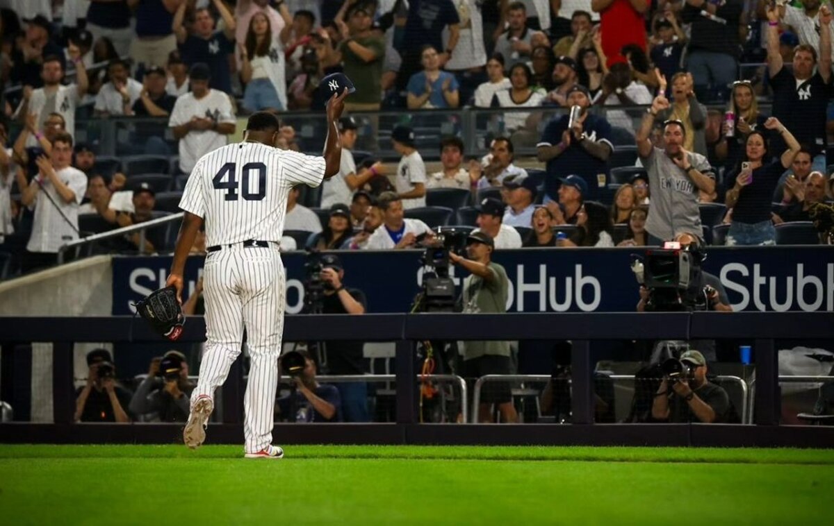 Luis Severino receives a standing ovation at Yankee Stadium on August 24th, 2023, following his role in the Yankees’ 9-1 win over the Nationals.