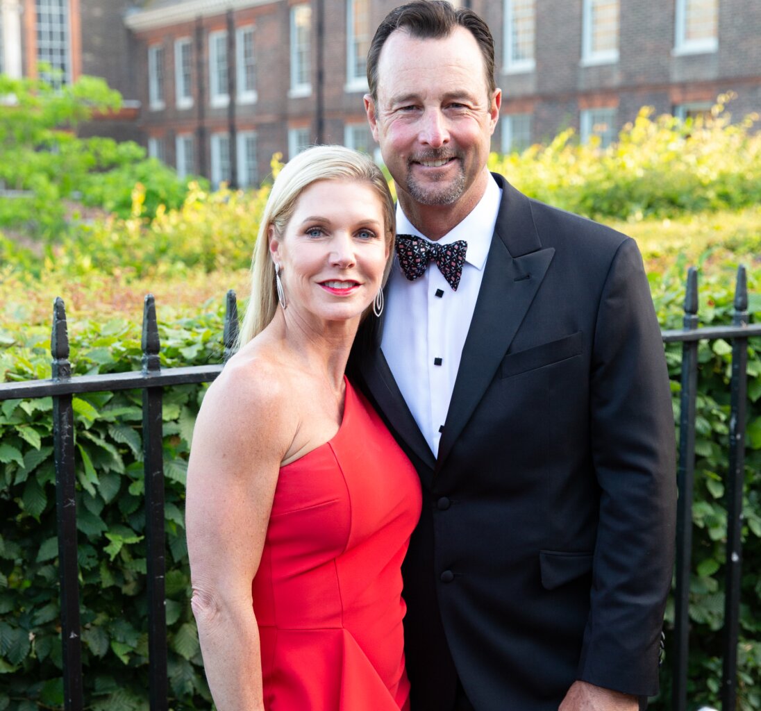 Aaron Boone Voices Support For Tim Wakefield, Wife Battling Cancer