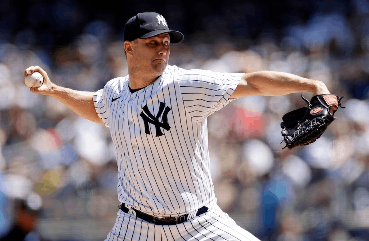 FORBES: New York Yankees trabalha com Legends em busca de patrocinador para  o primeiro patch de camisa 