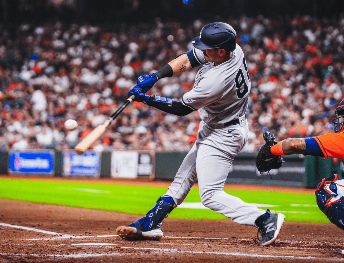 Austin Wells makes his first hit in the Yankees vs. Astros game in Houston on September 1, 2023.