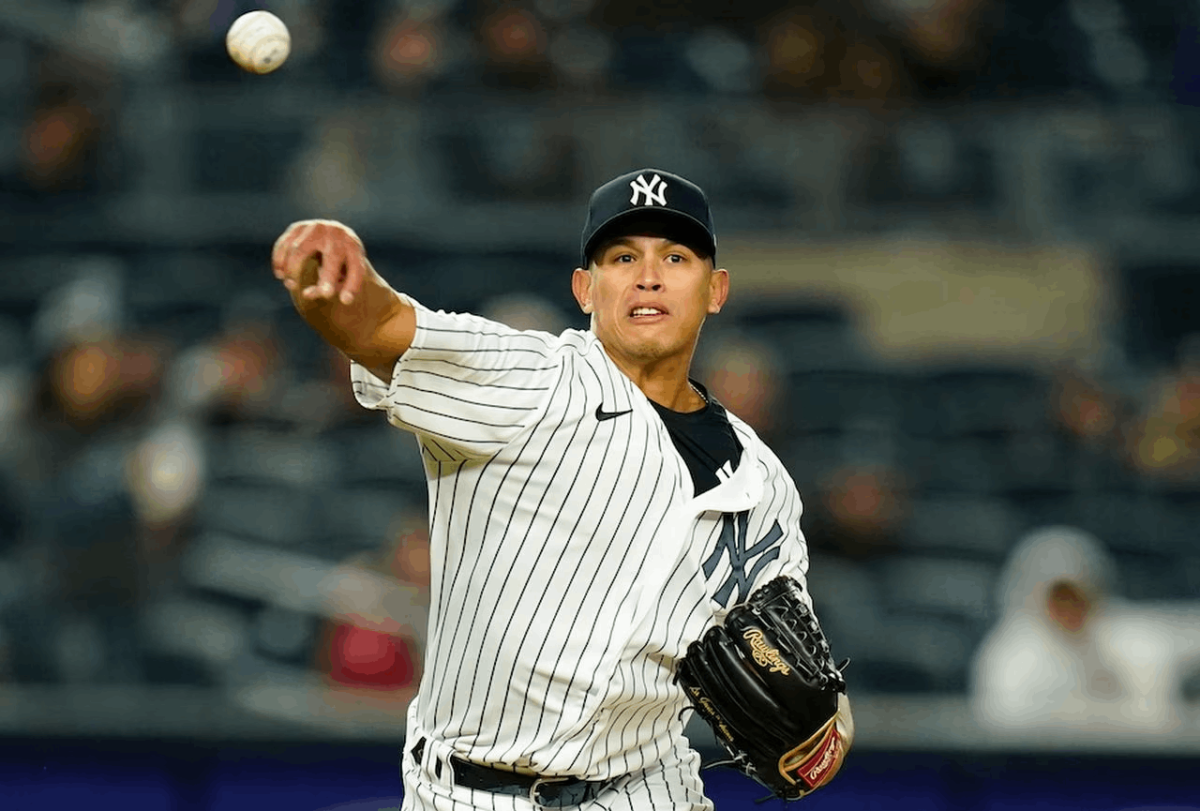 Jonathan Loaisiga, the player of the New York Yankees