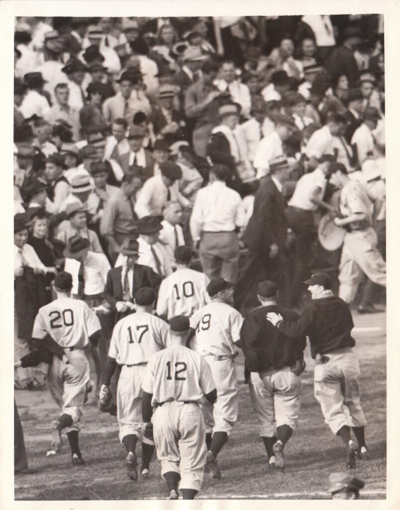 The Epic Battle to Beat Babe Ruth's Home Run Record