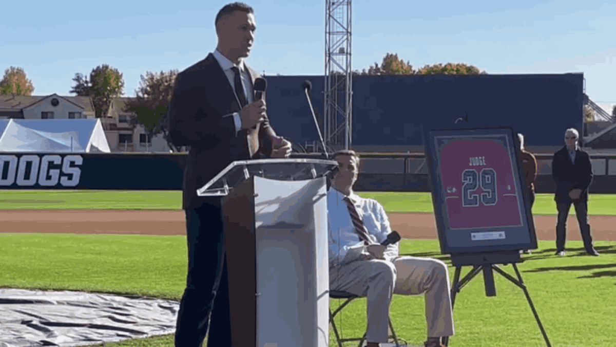 Aaron Judge was honored with a jersey retirement ceremony at his Alma Mater, Fresno State. 