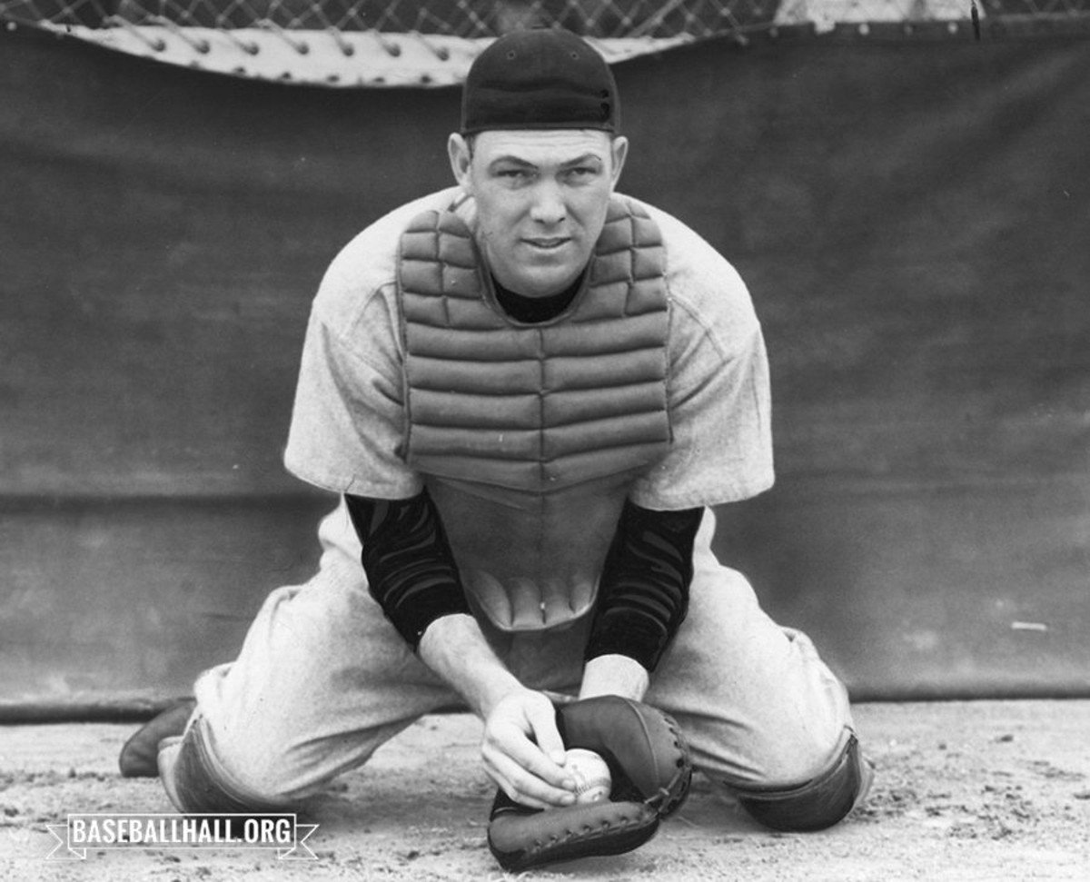 El gran Bill Dickey de los Yankees en 1937.