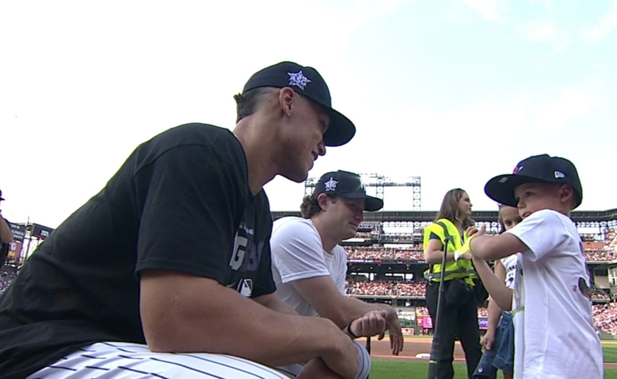 Gerrit Cole and Aaron Judge with Gerrit's niece and nephews, Brandon Crawford's kids in July 2021.