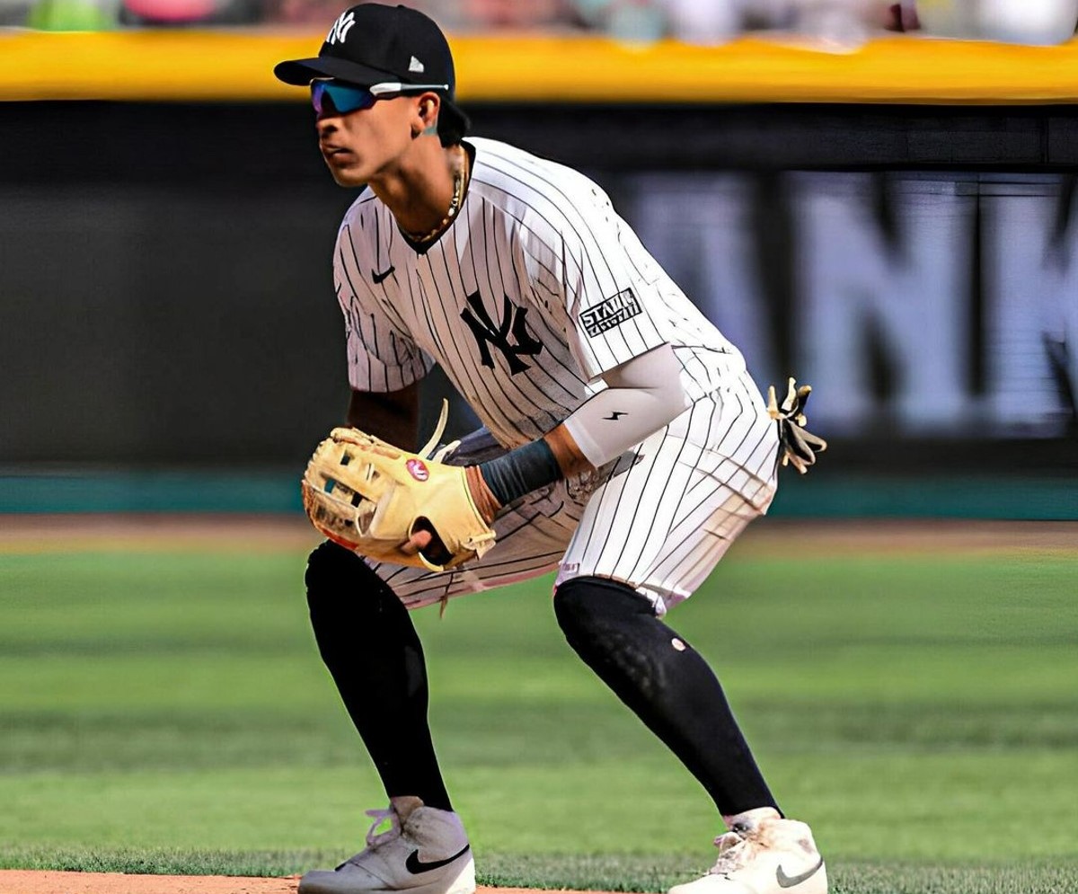 Oswaldo Cabrera of the New York Yankees is taking position during a game in 2023.