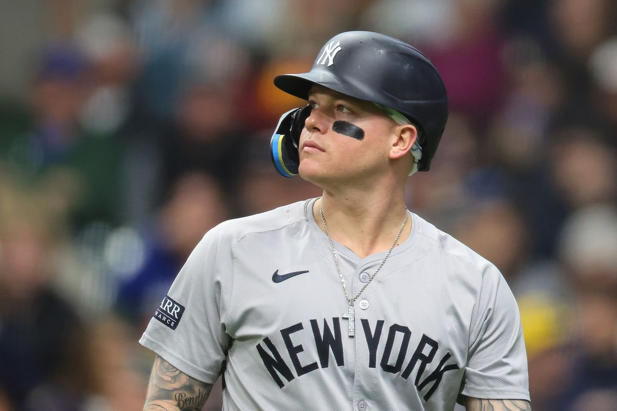 The player of the new york yankees, alex verdugo during an mlb game