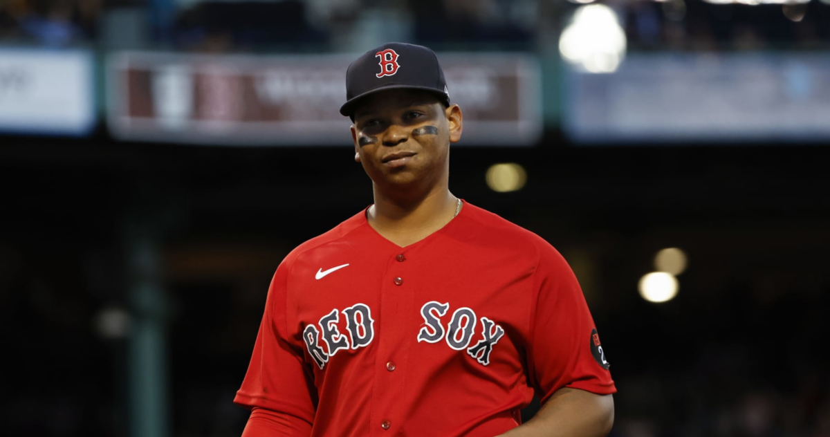 Red Sox star Rafael Devers provokes Yankees saying he wants overcome Yanks' legends record