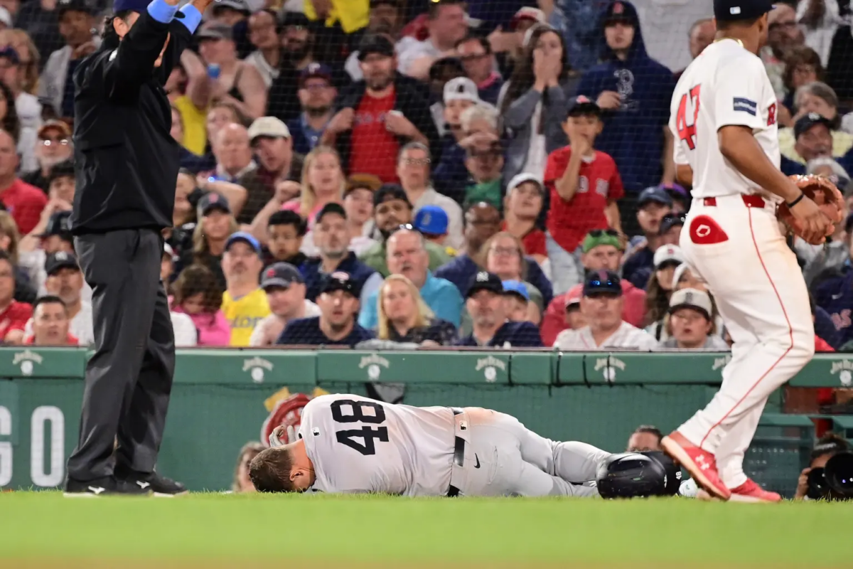 La colisión de Anthony Rizzo se produjo en la séptima entrada del partido de los Yankees contra los Medias Rojas el domingo. 4 La colisión de Anthony Rizzo se produjo en la séptima entrada del partido de los Yankees contra los Medias Rojas el domingo 16 de junio de 2024.