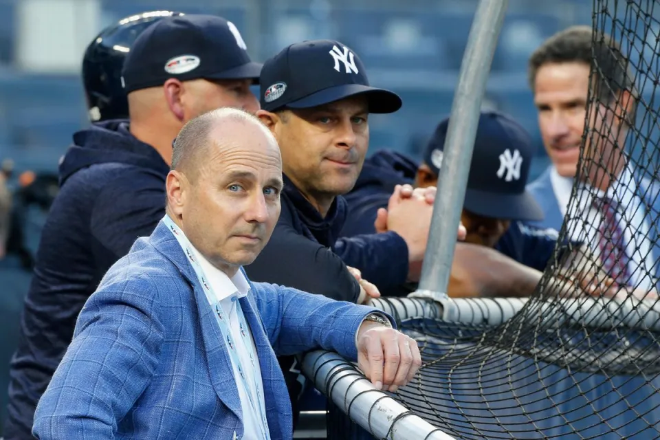 Brian Cashman, el GM de los Yankees