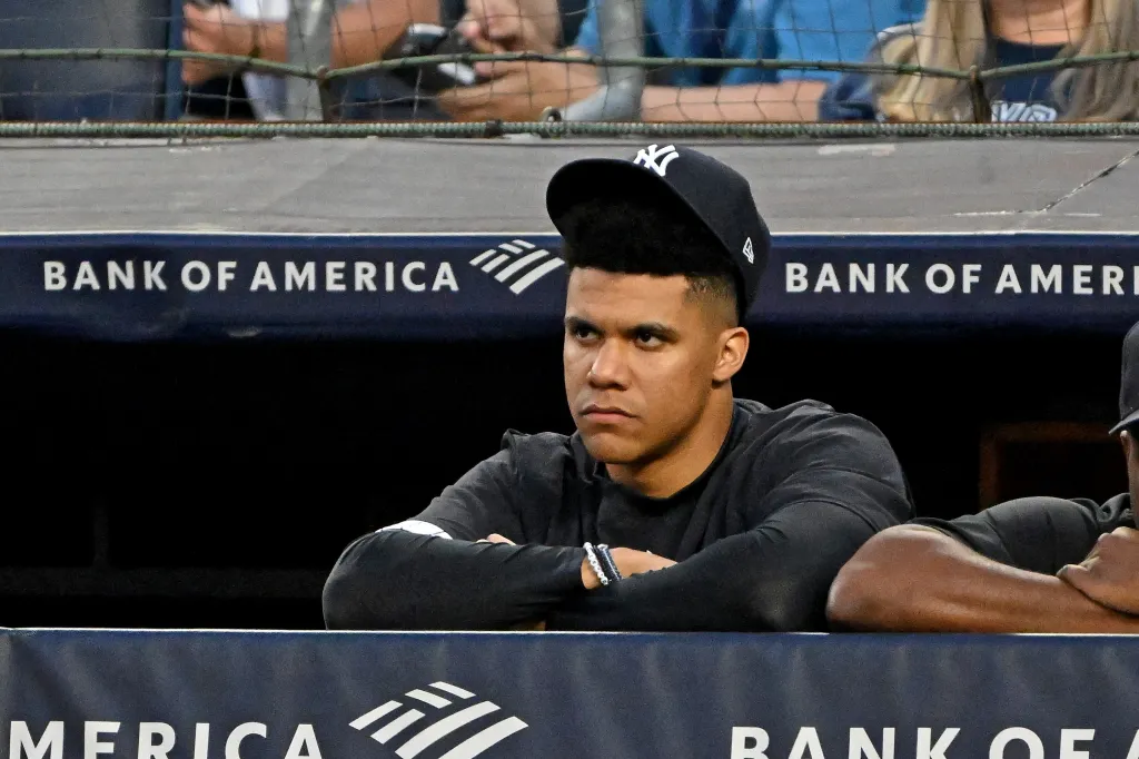 Yankees' Juan Soto on the bench during an MLB game.