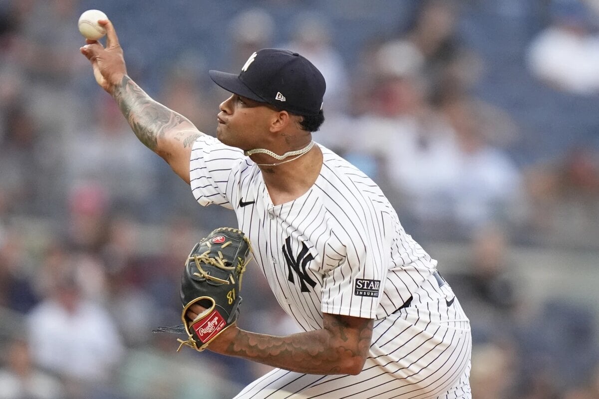 New York Yankees’ Luis Gil pitches during the first inning of the team’s baseball game against the Minnesota Twins, Tuesday, June 4, 2024, in New York.