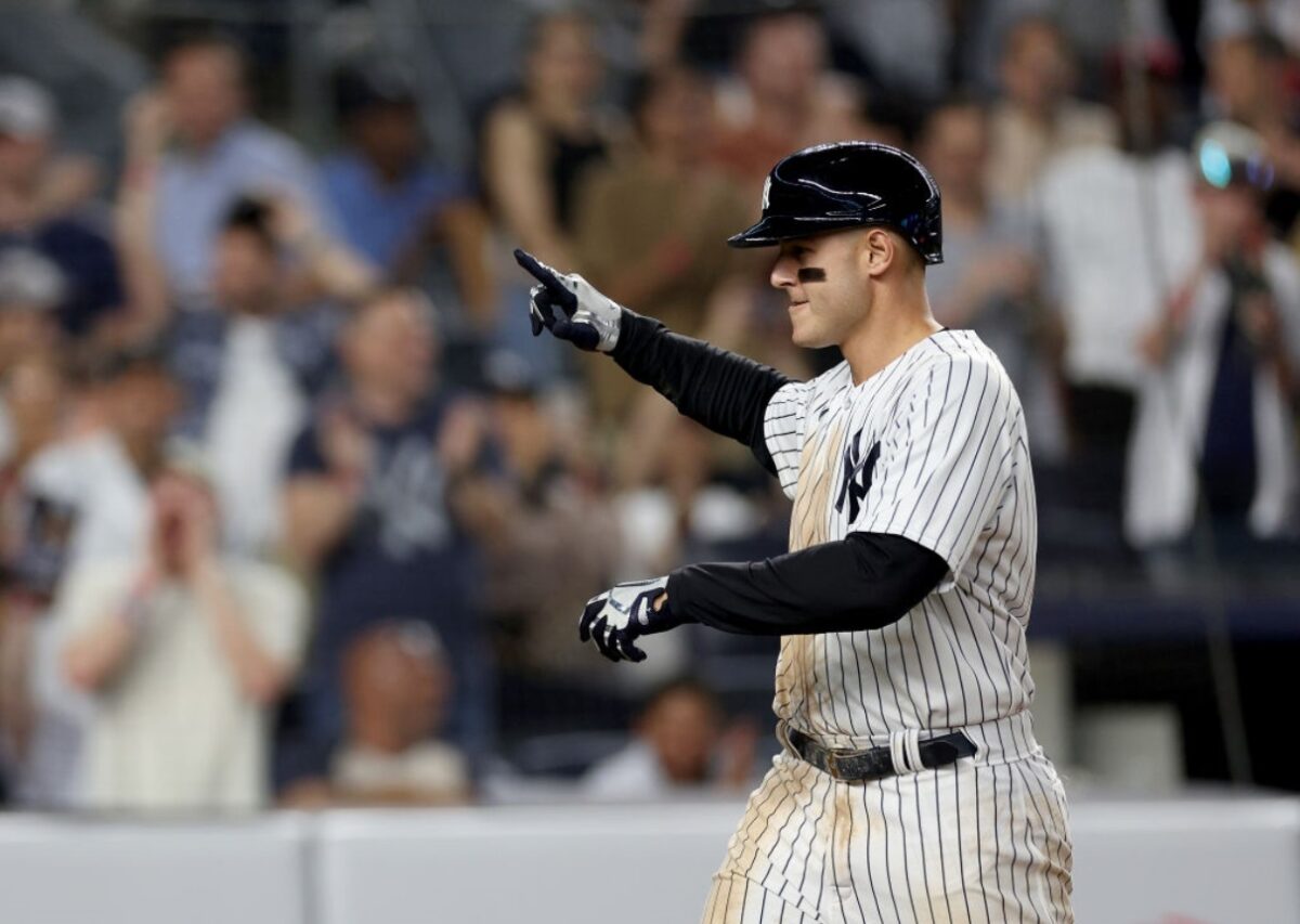 Yankees' Anthony Rizzo celebrates after hitting his second homer against the Rays on May 12, 2023.
