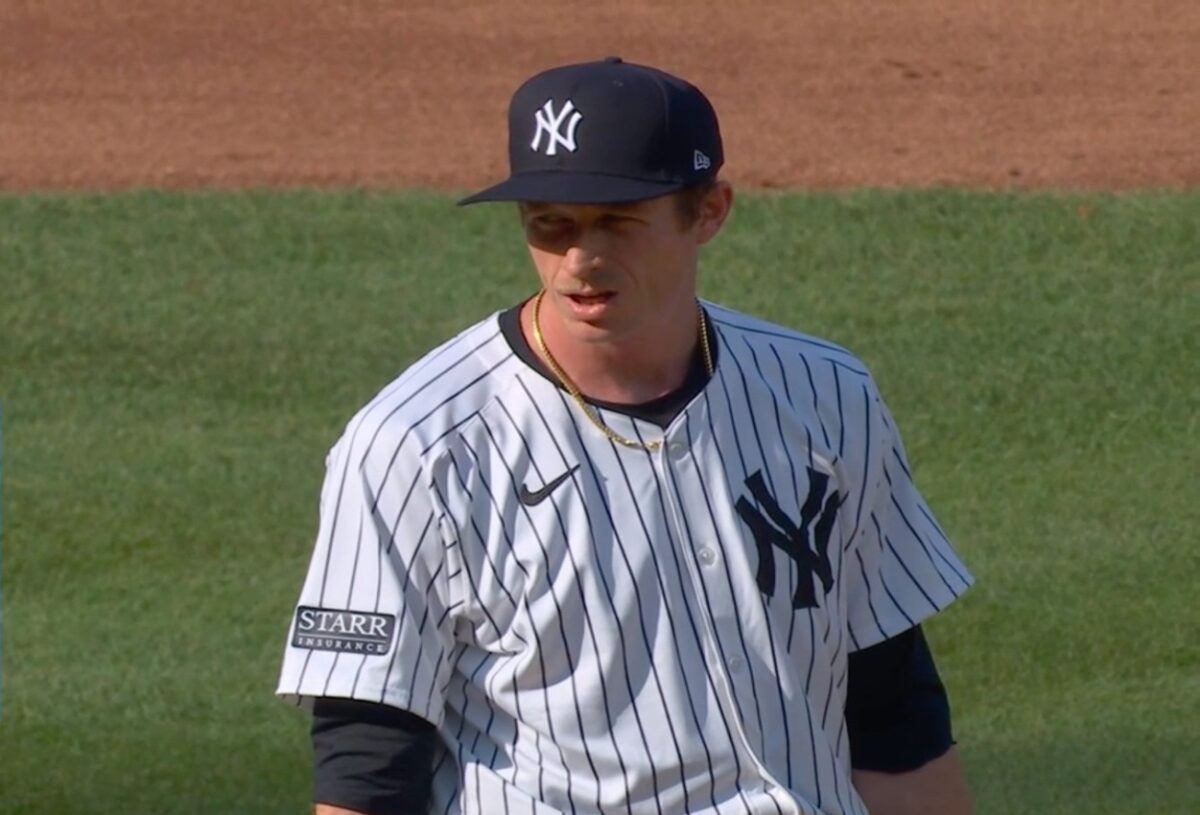 Tim Hill debuta con los Yankees el 20 de junio de 2024, contra Baltimore en el Yankee Stadium, un día después de su fichaje.