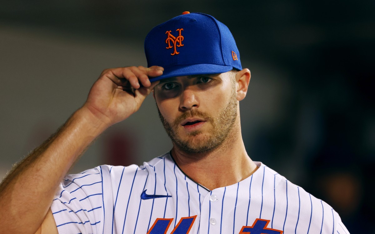 Reports suggest the Yankees are interested in signing Pete Alonso, a player for the New York Mets.