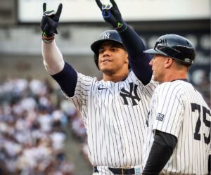 Yankees Juan Soto is up against the Twins at Yankee Stadium on June 05, 2024.