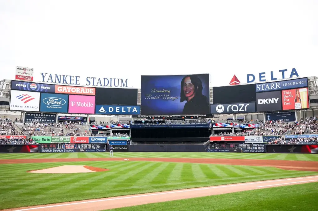 The Yankees held a moment of silence for Rachel Minaya before Monday's game.
3
The Yankees held a moment of silence for Rachel Minaya before Monday’s game.