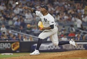 New Yankees reliever Enyel De Los Santos threw 1 ²/₃ scoreless innings in the team’s 8-5 loss to the Blue Jays.