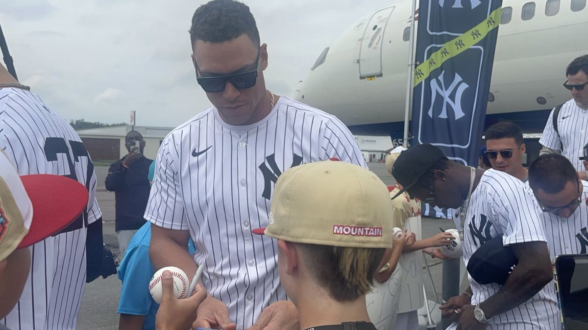 On August 18, 2024, Yankees star Aaron Judge signed autographs during the Little League World Series.