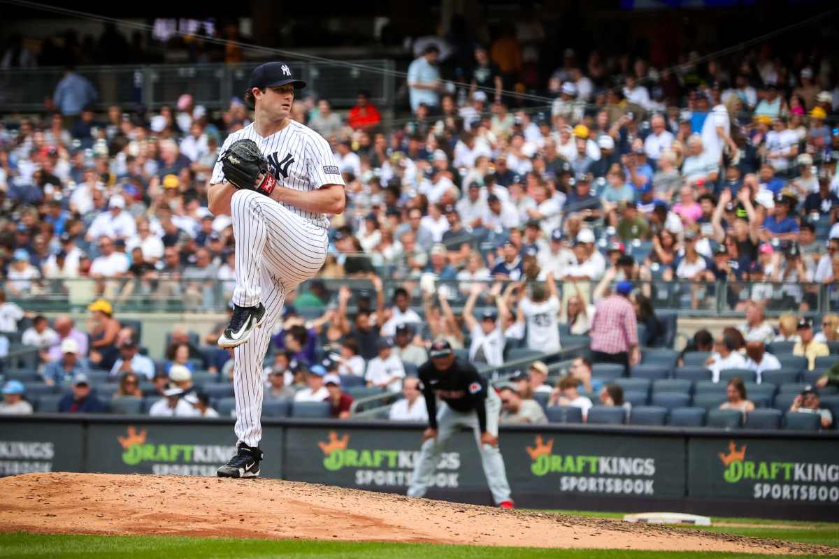 El 22 de agosto, Gerrit Cole llevó a los Yankees a una victoria por 6-0 sobre los Guardianes de Cleveland al permitir sólo un hit en seis entradas sin anotar, a pesar de conceder cinco paseos.