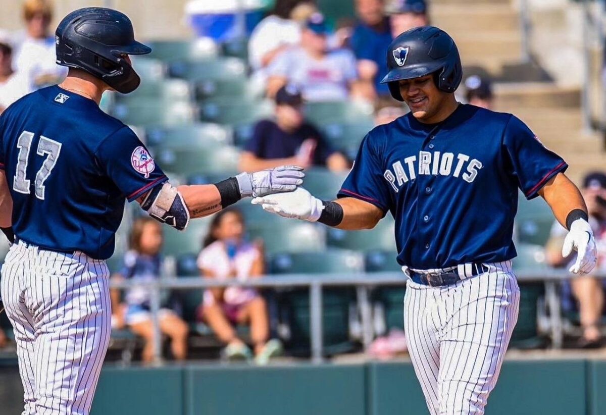 Jasson Domínguez, de los Yankees, ha estado jugando partidos de rehabilitación en las ligas menores.