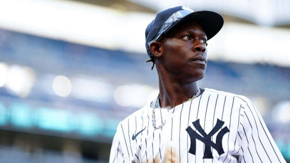 The Yankees are cautiously optimistic that Jazz Chisholm could avoid surgery and return in three to four weeks, despite an MRI revealing a UCL injury, according to Jon Heyman.