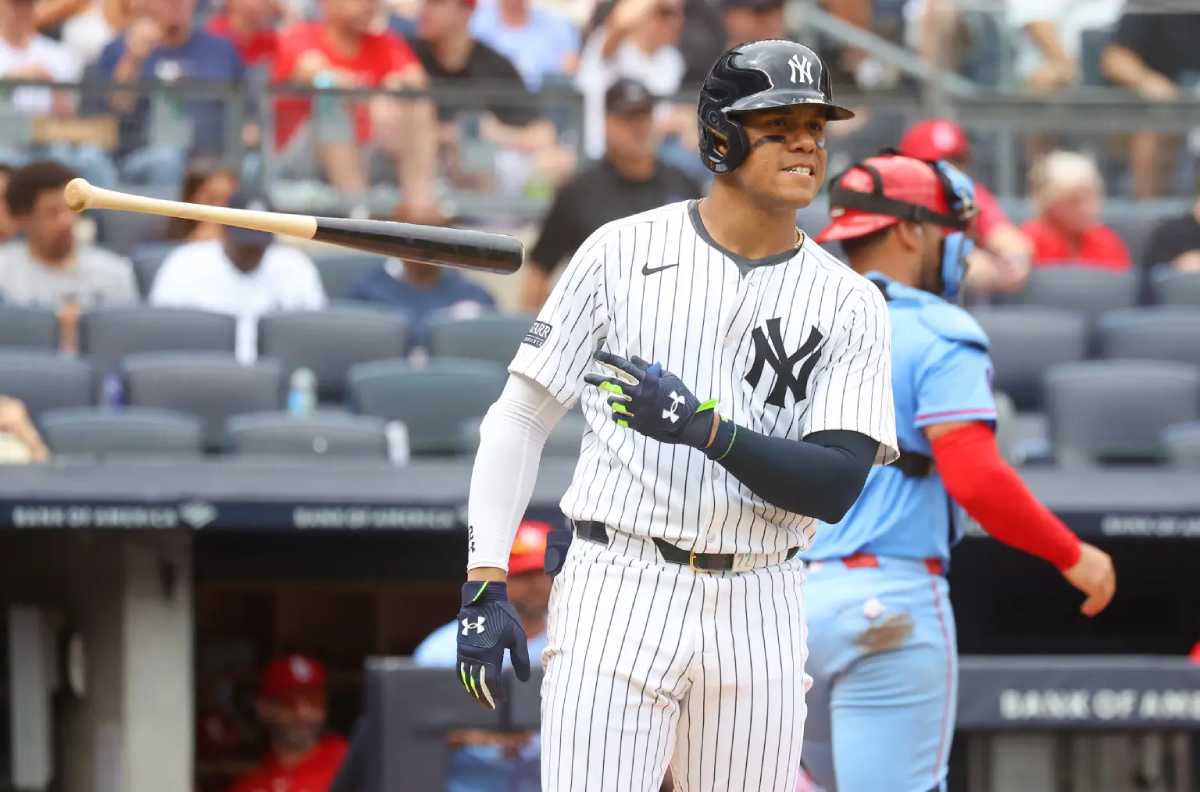 Juan Soto of the New York Yankees throws his bat after he grounds out during the fifth inning when the New York Yankees played the St. Louis Cardinals Saturday, August 31, 2024.