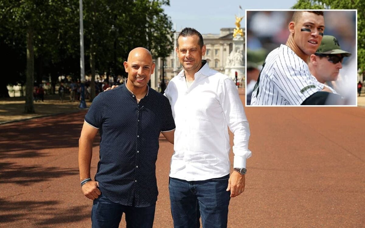 Yankees manager Aaron Boone and Red Sox manager Alex Cora take in the sights ahead of the 2019 London Series between both teams