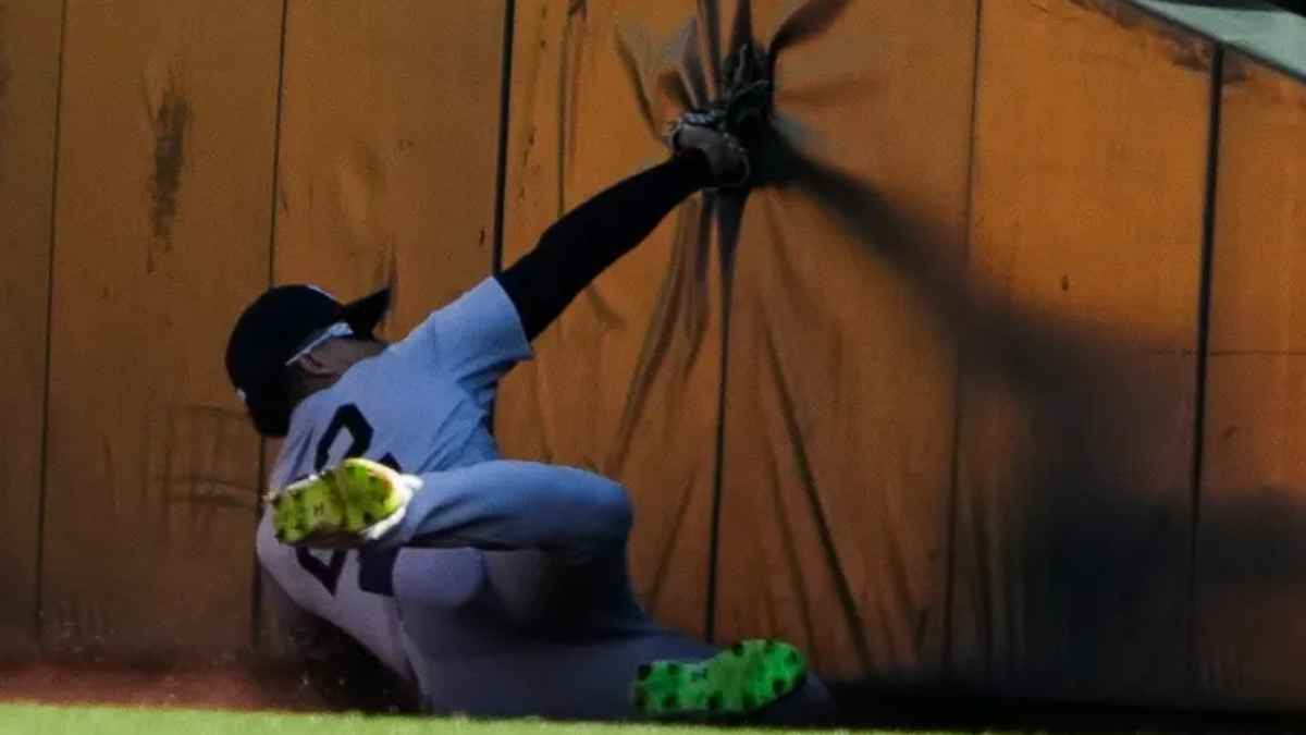 The Yankees encountered a scare when Juan Soto crashed into the wall after making a catch during their loss on Sept. 19.