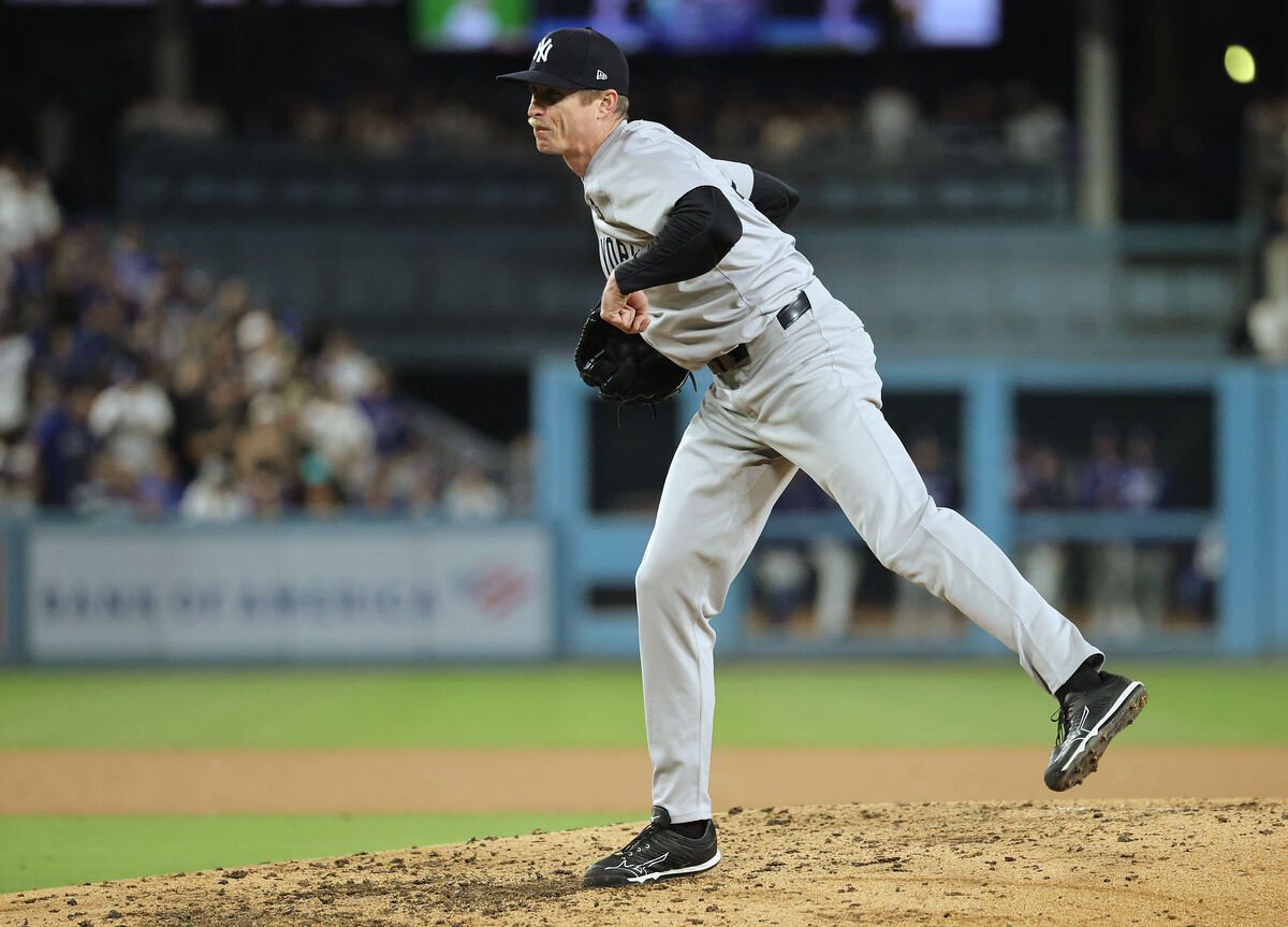 Tim Hill of the Yankees throws a pitch during the sixth inning of Game 2 on Oct. 26, 2024.