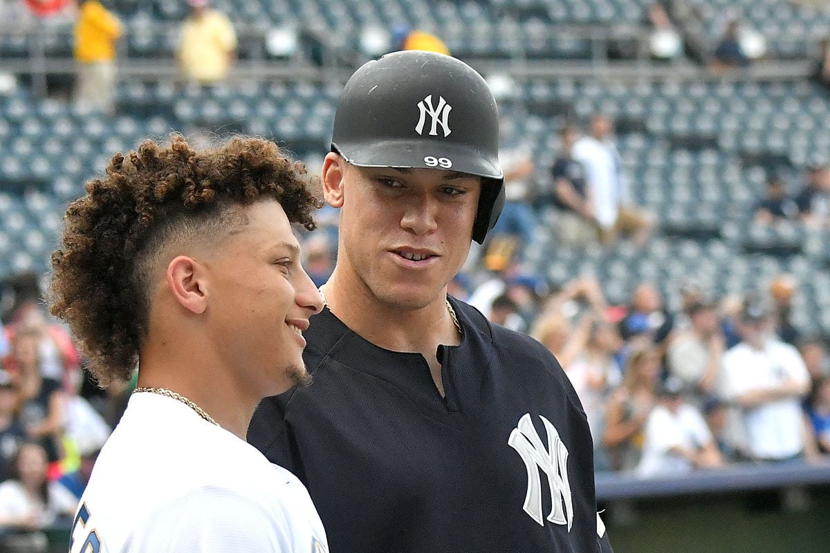 Patrick Mahomes had encounters with Aaron Judge in 2022. Despite not being a Yankees fan, Patrick Mahomes hinted that he will follow the Royals-Yankees game in the ALDS.