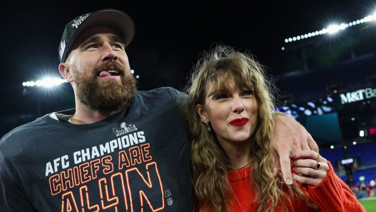 Pop superstar Taylor Swift and Kansas City Chiefs tight end Travis Kelce at the Super Bowl 2024 in February . According to Yankees manager Aaron Boone, the couple is expected to bring some extra star power to Game 1 of the 2024 ALCS.